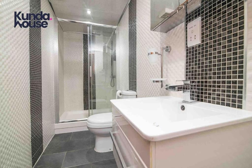 Kunda House Dawlish Villa เบอร์มิงแฮม ภายนอก รูปภาพ
