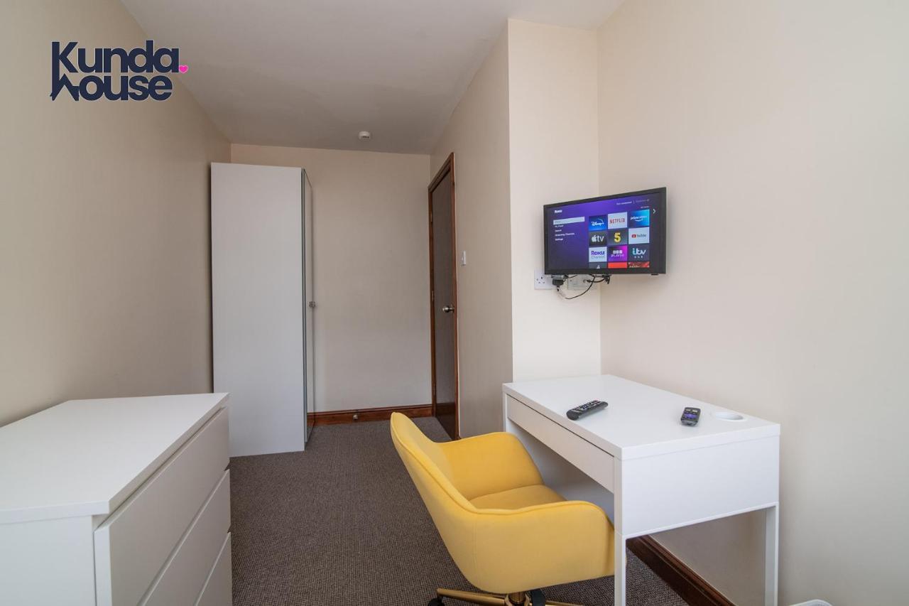 Kunda House Dawlish Villa เบอร์มิงแฮม ภายนอก รูปภาพ
