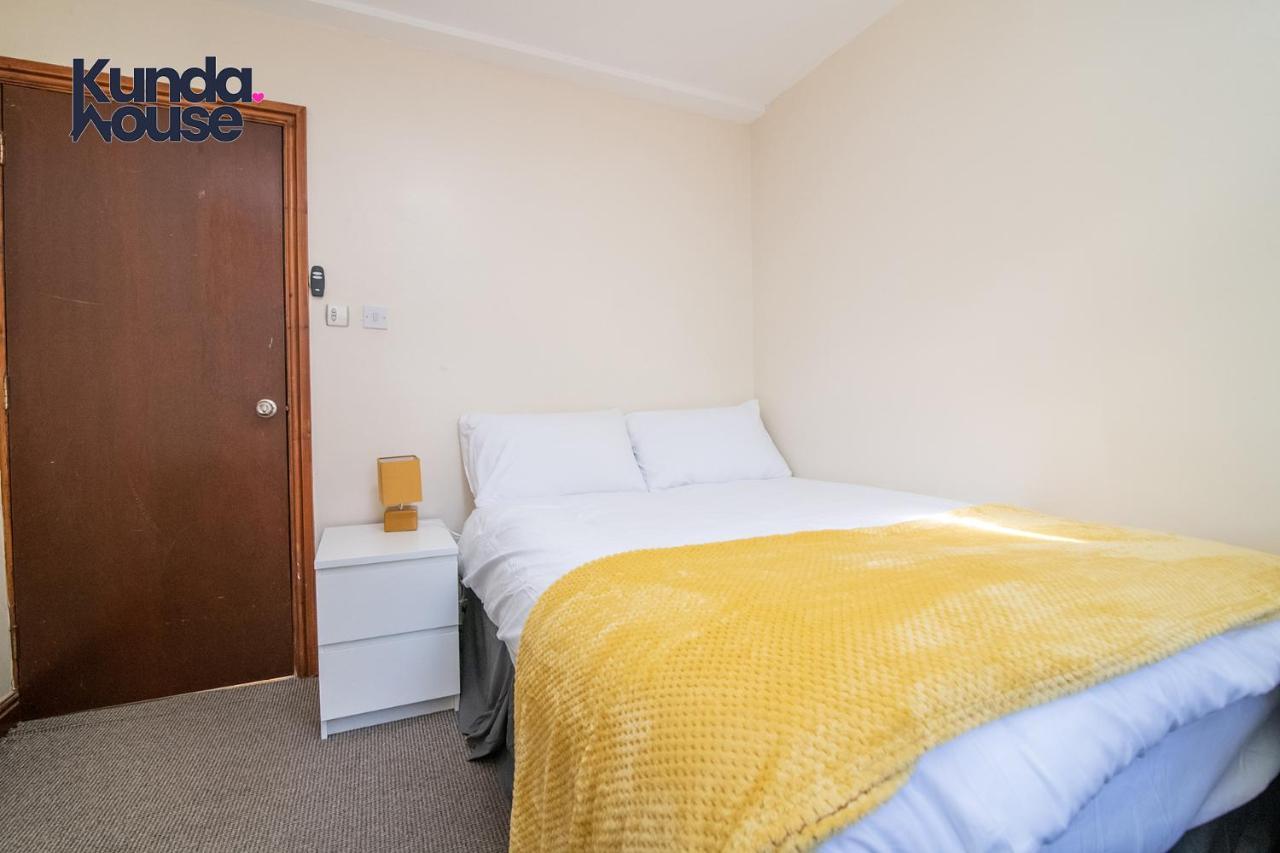 Kunda House Dawlish Villa เบอร์มิงแฮม ภายนอก รูปภาพ